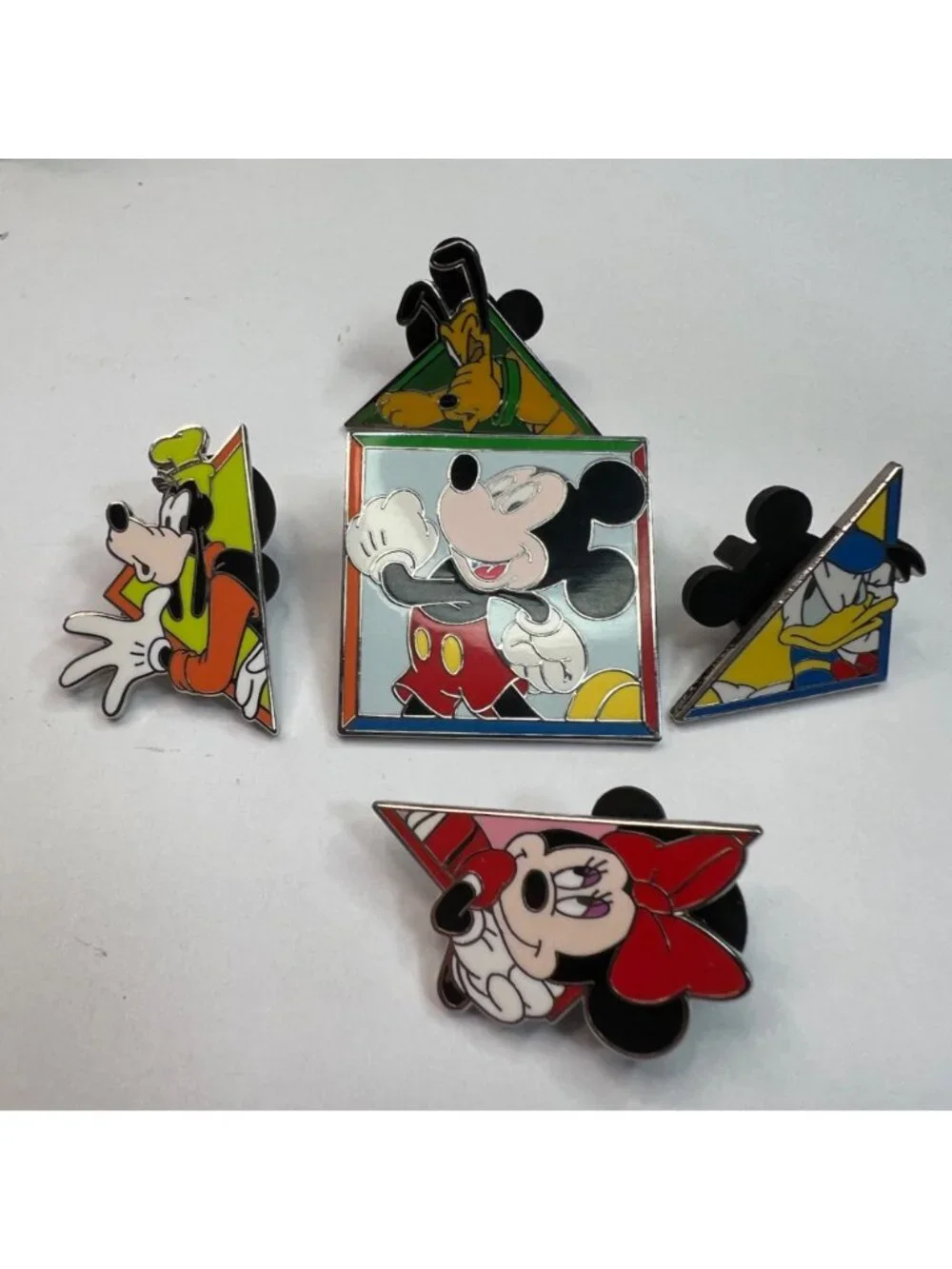 Disney Mickey and Friends Puzzle 5 Pin Set WDW Promotion From 2008